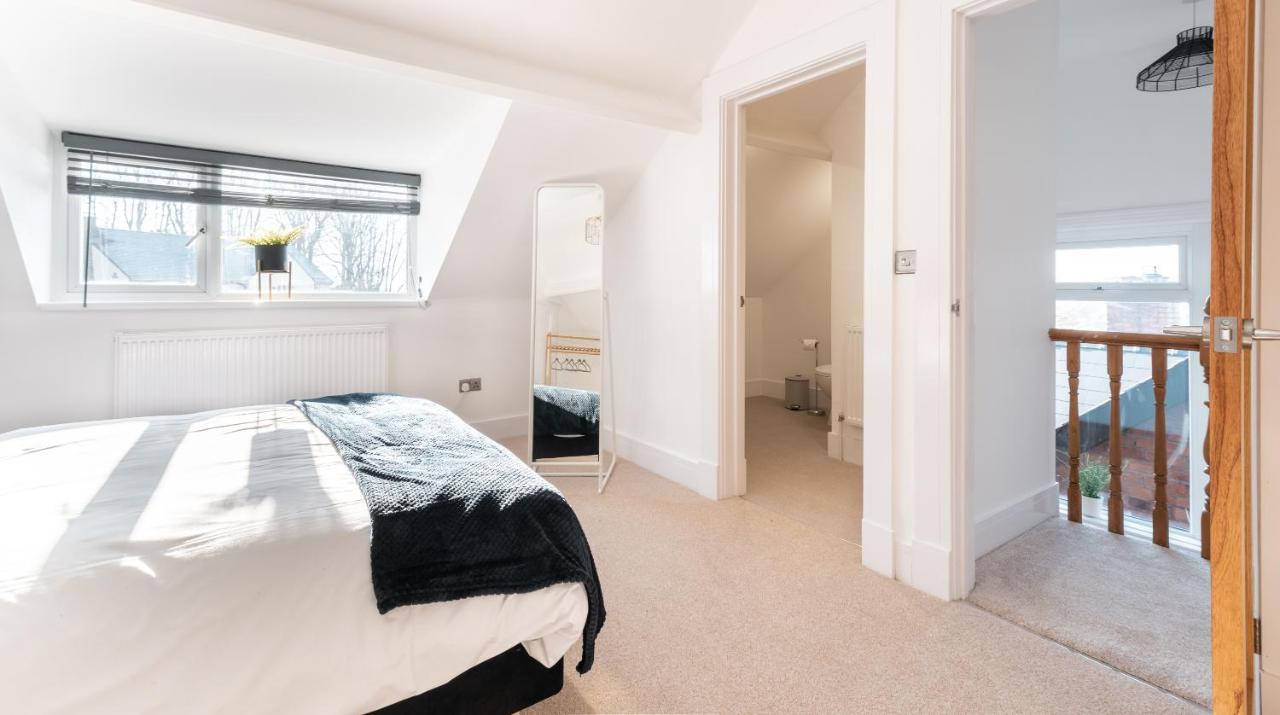 Ty Hapus Newport - Luxury 4 Bedroom Home Екстериор снимка